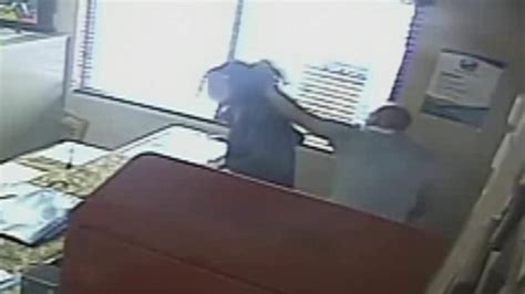 Video Cop Beat Up Teen Daughter In School Office As Employees Looked