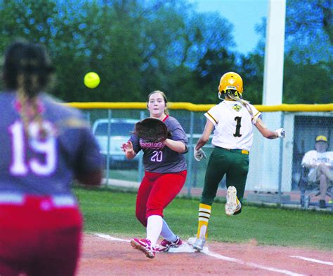 Lady Goats Put Up A Fight Against Defending Class 3a Softball Champs Lady Bees Groesbeck Journal