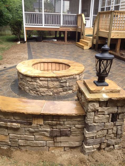 Pavestone Paver Patio Fire Pit And Seat Walls With Columns In