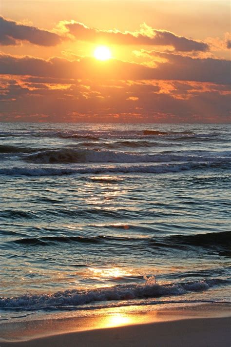 Sunset On The Destin Florida Beach Smithsonian Photo Contest