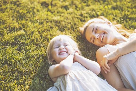 Enfant Heureux Comment Le Rendre Heureux Et Que Faire Pour Lélever