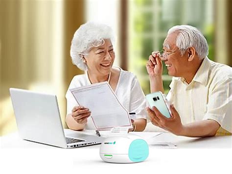 Useful And Easy To Use Gadget To Help Keep You In Touch With Seniors