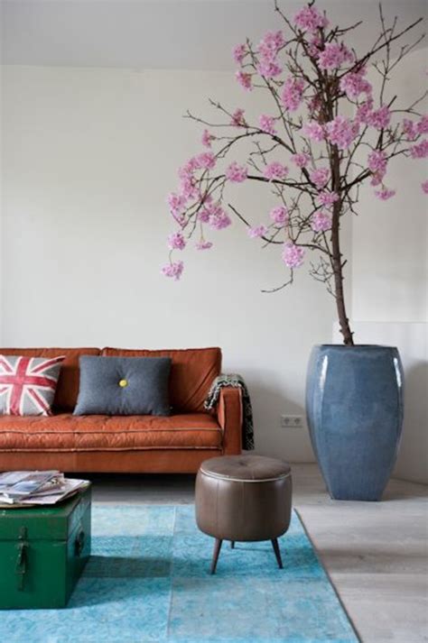 Découvre les tendances déco de l'année 2020 et les précieux conseils de flora pour décorer ton appart ! 56 idées comment décorer son appartement!