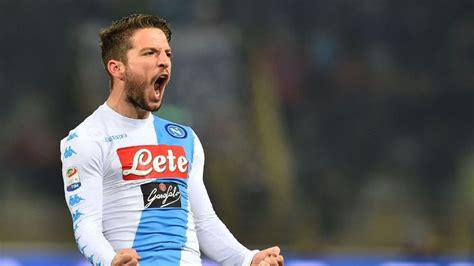 Join the discussion or compare with others! Dries Mertens, Suksesor Gonzalo Higuian yang Diminati ...
