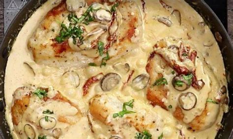 Toute votre famille va adorer ce poulet à la crème aux champignons et