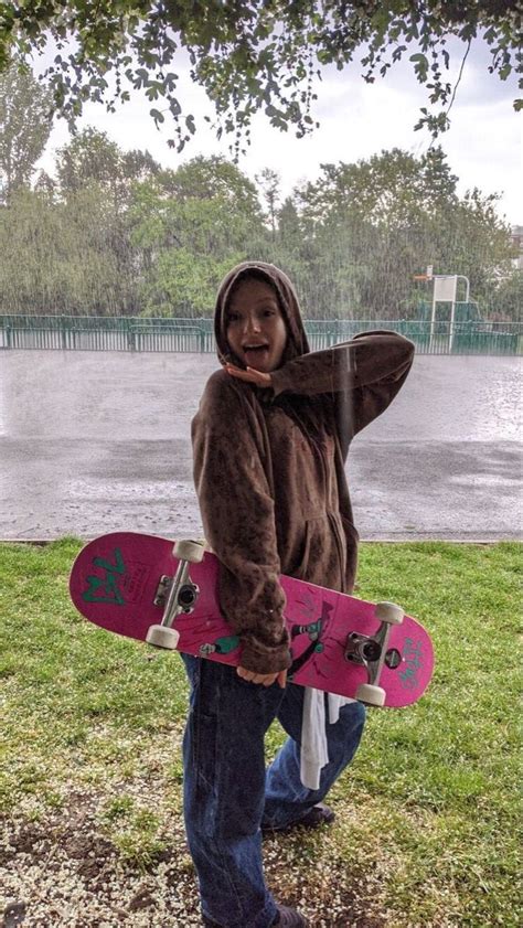 Pin By Adeline Walker On Wardrobe In 2020 Skate Style Girl Skater