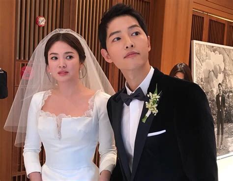Less than two years after wedding in a but sadly this couple is no more as today song joong ki officially filed for divorce with the seoul family court, asking for remediation which is akin to. Perceraian Song Joong Ki dan Song Hye Kyo Akan Diproses ...