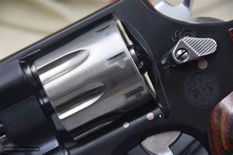 S W Model Performance Center Super Snubbie Shot Magnum Revolver