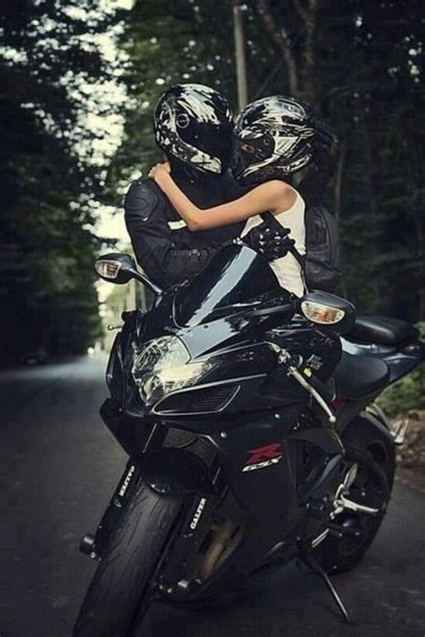 gsxr love motorcycle couple motorcycle couple pictures motorcycle girl