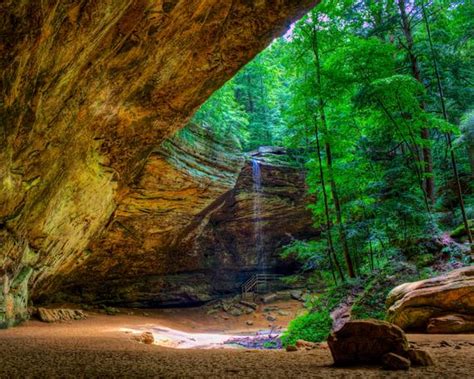 Ash Cave 2 Hocking Hills Cave Waterfall State Park