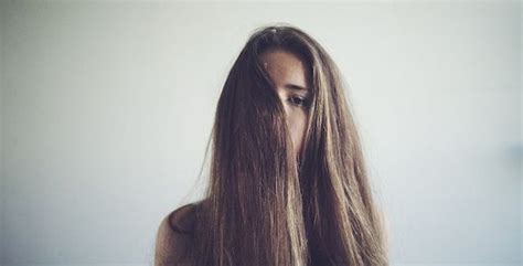 12 Struggles Only Girls With Naturally Straight Hair Will Understand
