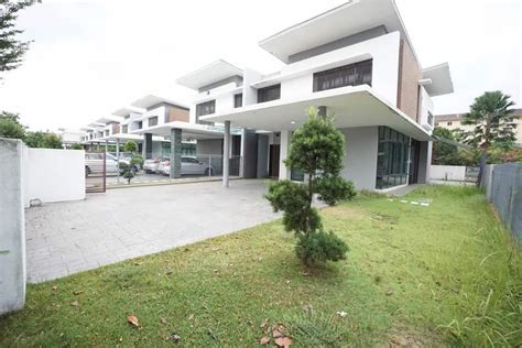 La distancia entre la mezquita y la meca es 8662,7 km noroeste. STRATEGIC SEMI-D Garden Villa Seksyen 7 Shah alam next ...