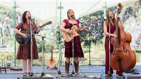 Four Winds Festival Makes Connections With Land And Spirit