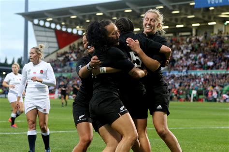 England 32 New Zealand 41 Womens Rugby World Cup Final Heartbreak For