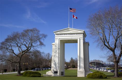 A Monument To Peace History Of The Peace Arch Whatcomtalk