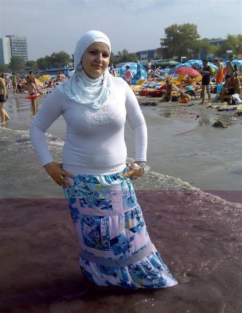 ARAB NAR Beach Of Egypt Women