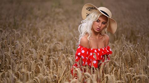 Bilde Blond Jente Modell Margo Dmitry Medved Vakre Hatt X