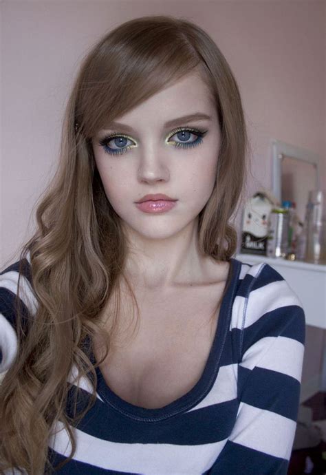 Kotakoti The Girl That Looks Like A Doll Makeups And Faces Design Inspiration Dakota Rose