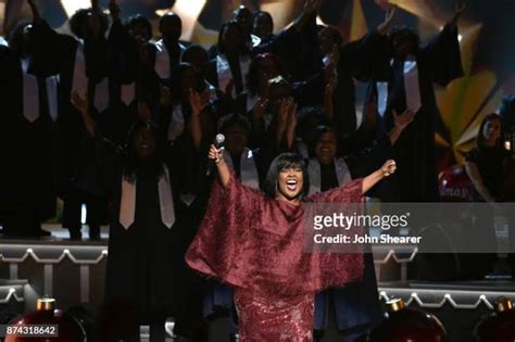 Cece Winans Photos And Premium High Res Pictures Getty Images