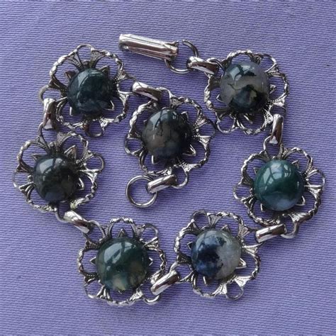 Vintage Green MOSS AGATE Cabochon Bracelet | Moss agate, Vintage green