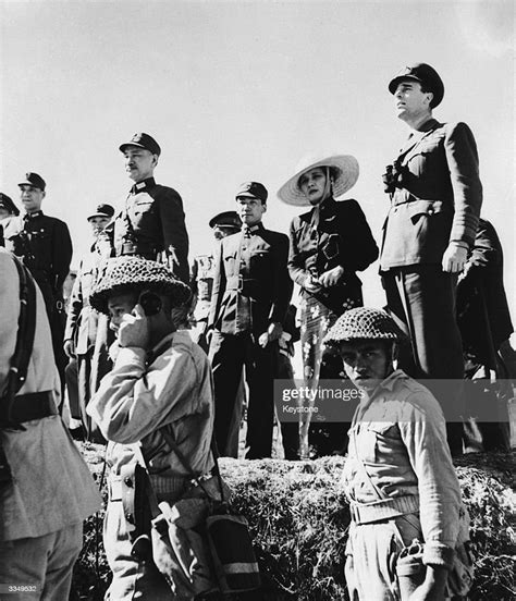 President Of China Chiang Kai Shek With His Wife And Admiral Lord