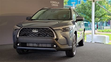 Toyota Brings 2022 Corolla Cross To Us To Slot Between The C Hr And