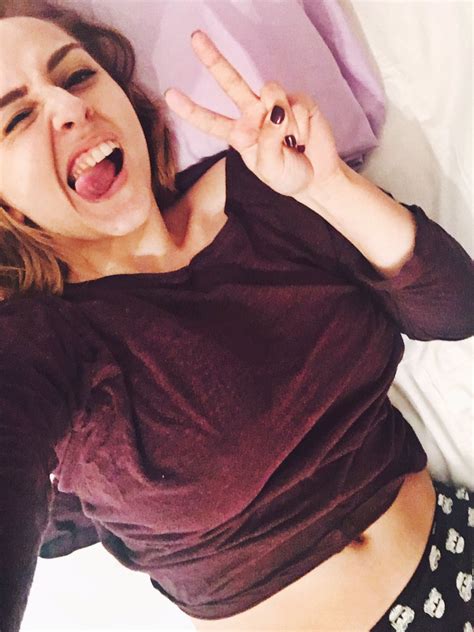 Hannah Witton On Twitter Need To Add Pls Dont Post Underwear Photos