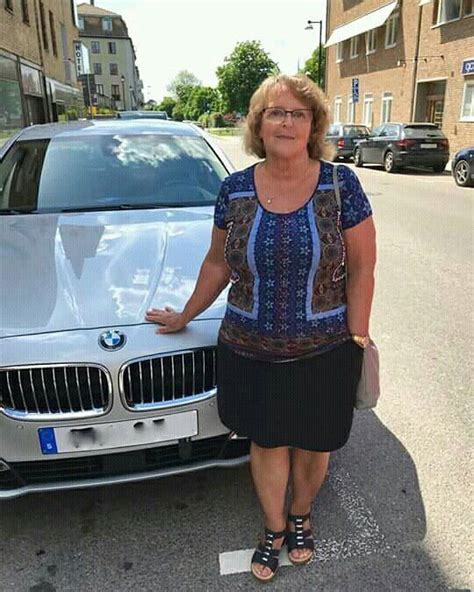 Rich Sugar Mummy In London Is Currently Available For You Sugar Mummy