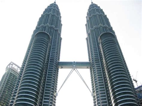 Sep 11, 2021 · 11 de setembro torres gêmeas resumo | september 11 memorial 2021. As maiores torres gêmeas do mundo | Gigantes do Mundo