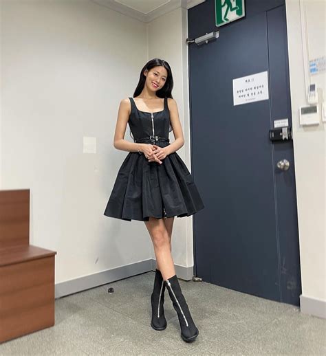 Seolhyun Jimin Kim Seol Hyun Aoa Beautiful Asian Skater Skirt