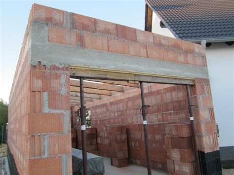 In der oben beschriebenen anleitung finden sie eine schrittweise. Unser Hausbau: Garage in Eigenleistung: Mauern der Attika