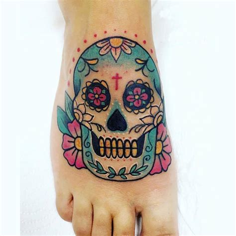 These sweet skulls are often given as gifts and and can be eaten. 125+ Best Sugar Skull Tattoo - Designs & Meaning (2019)