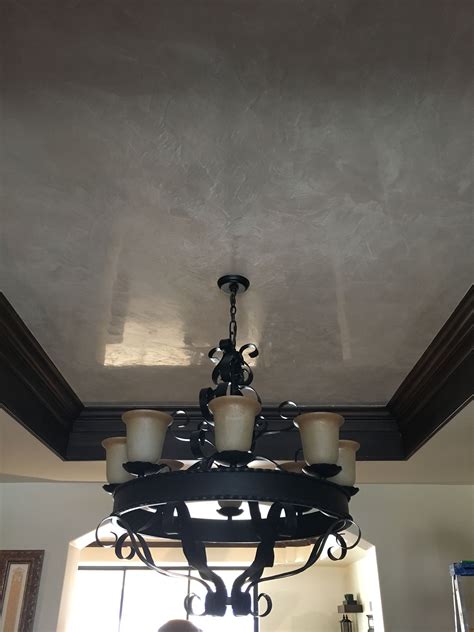 The art above the escalators. Venetian plaster on the ceiling | Venetian plaster, Living ...