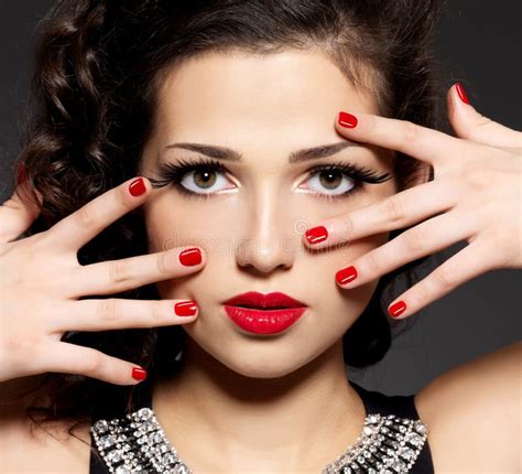 Beautiful Fashion Woman With Black Makeup And Golden Manicure Stock Image Image Of Brunet