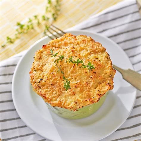 Make the best chicken pot pie with frozen vegetables and refrigerated pie crust. Chicken Pot Pie with Cauliflower Crust | Recipe | The Egg Farm