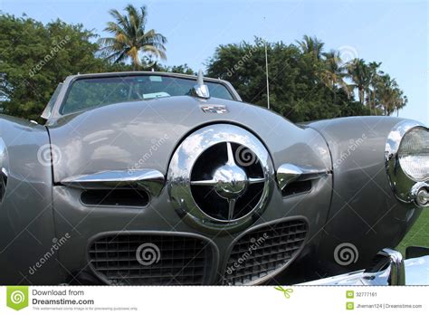 Classic American Car Front Grill Editorial Photo - Image: 32777161