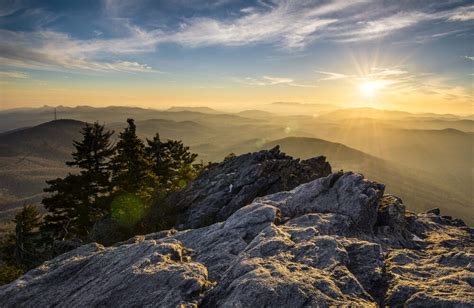 See The Amazing Blowing Rock Near Blue Ridge Parkway In 2022