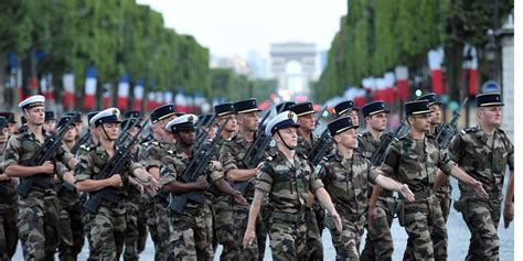It is a french tradition celebrating the storming of the bastille in 1789. 14 juillet : ce que nous réserve le défilé cette année ...