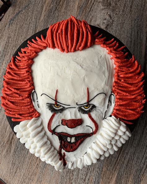 Pennywise Cake Design Images Pennywise Birthday Cake Ideas Scary Halloween Cakes Scary