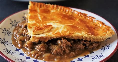 Traditional Meat Mince Pies Recipe