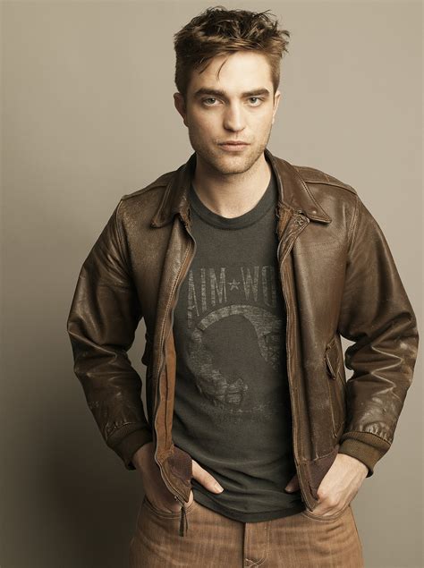 Gorgeous New Outtakes From Robert Pattinsons Latest Photo Shoot Twilight Series Photo