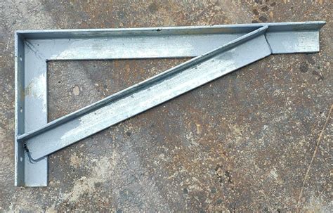 Angle bar bracket | Science Metal Industries