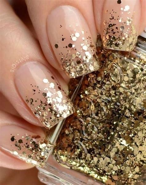 99 Stunning Gold Glitter Nail Polish Art Ideas Just For You Gold