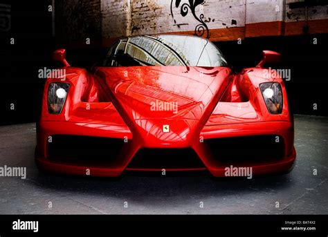Ferrari Enzo Bonnet Hi Res Stock Photography And Images Alamy