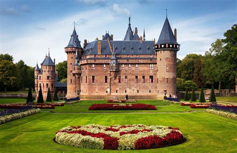 Incredible Photos Of Europes Most Magnificent Castles