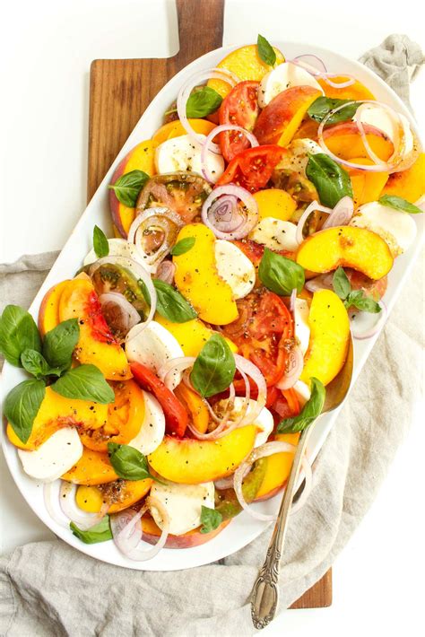 Heirloom Tomato Salad With Peaches Caprese Salad Fannetastic Food