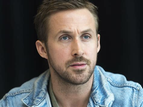 Ryan Gosling Ryan Gosling Surprises Cafe That Went Viral For Begging
