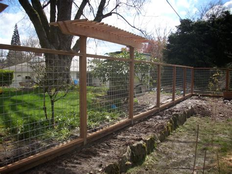 Compare prices and read reviews. Galvanized wire fence | Deck Masters, LLC