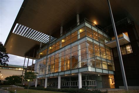 Queensland Gallery of Modern Art - Exterior - Raylinc Lighting