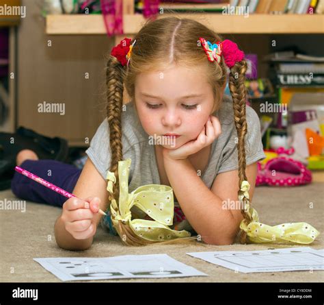 Second Grade Kid Hi Res Stock Photography And Images Alamy